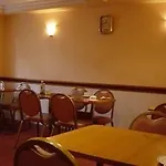 Orchard Hotel 